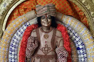 http://nithyananda.org/sites/default/files/photo-gallery/batch_2018-12Dec-26-nithyananda-diary_bengaluru-aadheenam_uttamotama-seva_7T9A0075.JPG