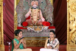http://nithyananda.org/sites/default/files/photo-gallery/batch_2018-12Dec-26-nithyananda-diary_bengaluru-aadheenam_uttamotama-seva_7T9A9999.JPG