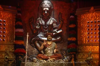 http://nithyananda.org/sites/default/files/photo-gallery/batch_batch_IMG_0191_0.JPG