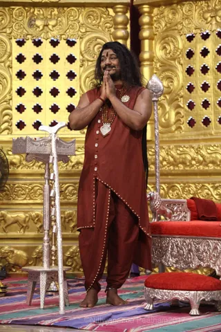 http://nithyananda.org/sites/default/files/photo-gallery/batch_batch_IMG_1170.JPG