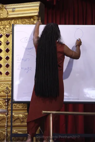 http://nithyananda.org/sites/default/files/photo-gallery/batch_batch_IMG_1188_0.JPG