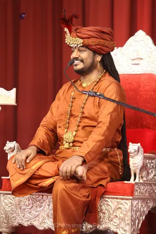 http://nithyananda.org/sites/default/files/photo-gallery/batch_batch_IMG_9639_0.JPG