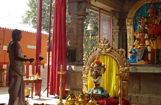 http://nithyananda.org/sites/default/files/photo-gallery/homa3.jpg