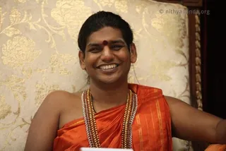 https://www.nithyananda.org/sites/default/files/photo-gallery/paramahamsa-nithyananda-conducting-inner-awakening.jpg?1311431018