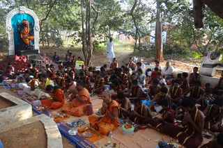http://nithyananda.org/sites/default/files/photo-gallery/puja-1.jpg