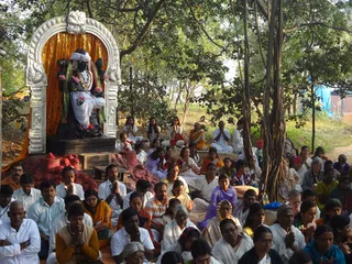 http://nithyananda.org/sites/default/files/photo-gallery/puja8.jpg