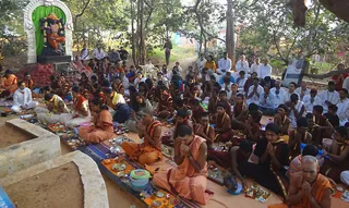 http://nithyananda.org/sites/default/files/photo-gallery/puja_1.jpg