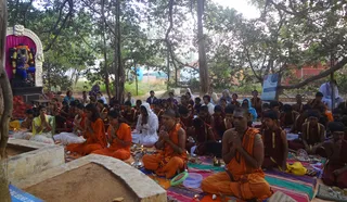 http://nithyananda.org/sites/default/files/photo-gallery/puja_4.jpg