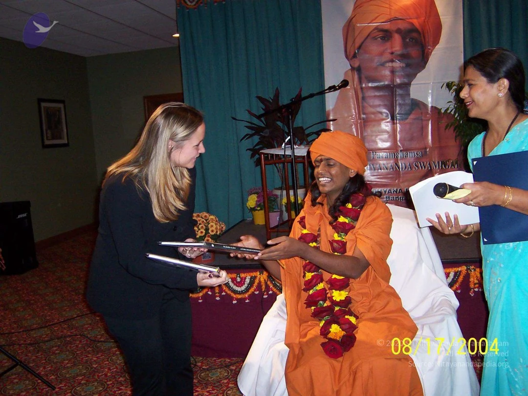 20040817 Photo 16 1jl2BvHGPkrWXF7vpqnujx2GJ2H-SZxvI.jpg