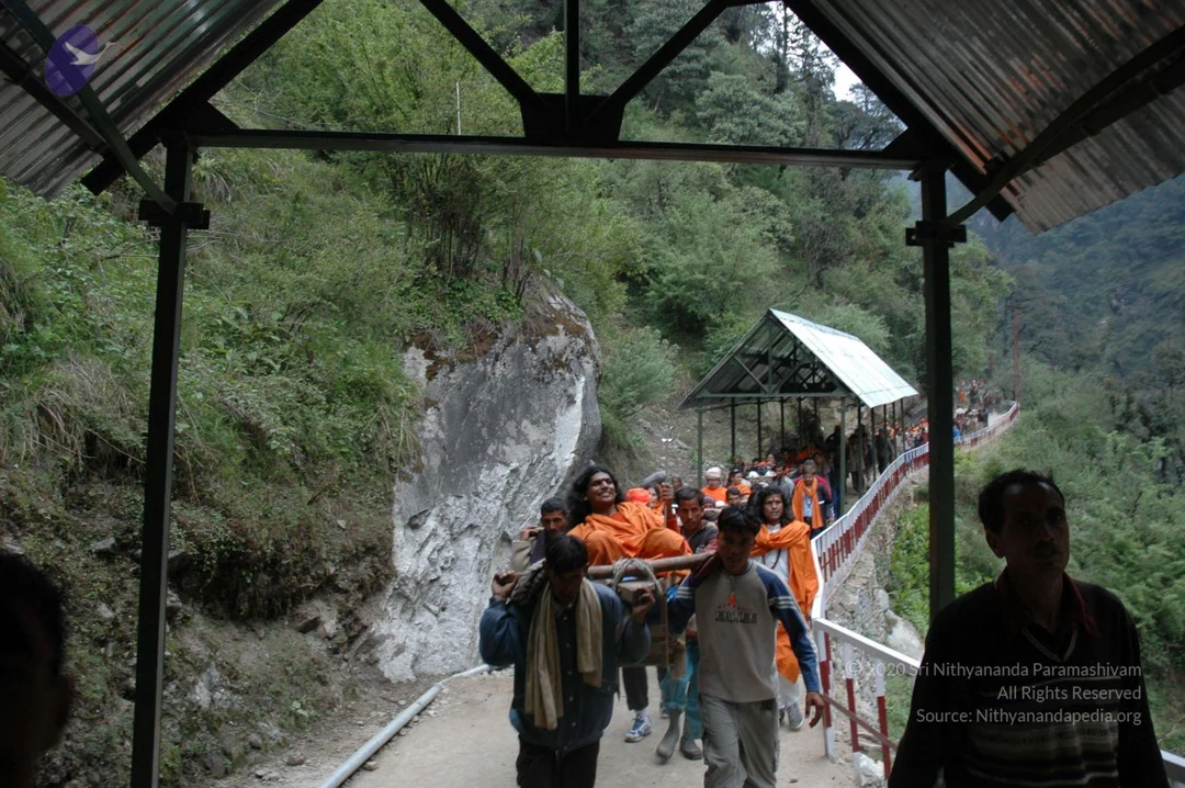20060524 Photo 20 13JxCl3Y31WvLn2Ikfb2MPO4deDAZUDUF.jpg