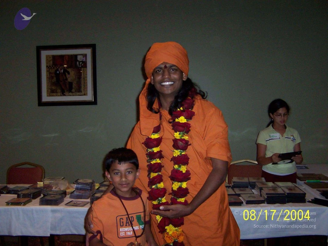 20040817 Photo 7 1uTW2h8QMYEUSMB52nA-fkdnYlf7FHEyF.jpg