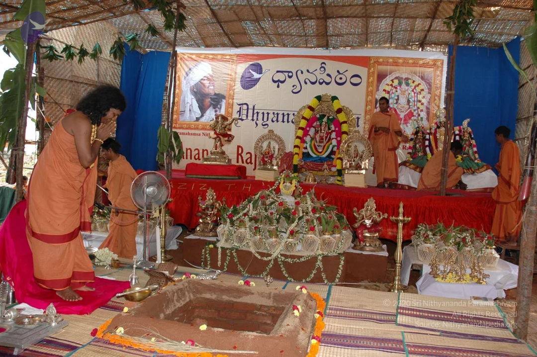 20060929 Photo 1226 1pyLokCHHegdv3y-18lPFpt6tIDyxARaO.JPG