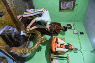 Oneness with the Avatar - Day 2 - Kailasa in Tiruvannamalai
