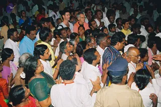 November 09 2003