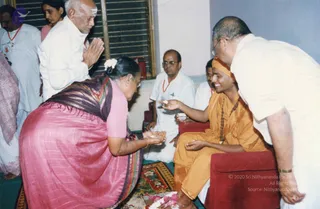 2002 - Pada puja and blessing citizens in Salem