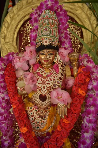 KAILASA-LOS-ANGELES--USA-2019-06-23-1P2QihMa0KVfh8LvI2kkrg5ChPW54aiEj.jpg