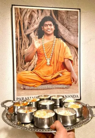 KAILASA-SAN-JOSE--USA-2022-01-17-1 YizCauQuj-Jwvh3hf3bXEgJTn8fEKon.jpg