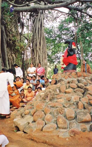 2003 - Sacred collection Uncategorized