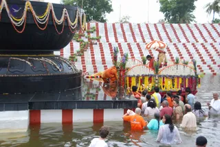 July 08 2009