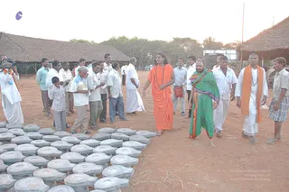 April 2008 - Making Of Kailaasa In Tiruvannamalai