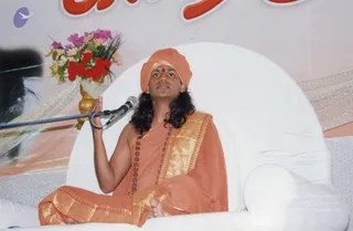 October 28 - 1 November 2004 - Mass Living Enlightenment Initiations in Tiruvannamalai