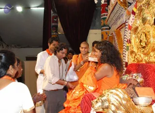 20080717 more darshan 0371 CMP WM.jpg