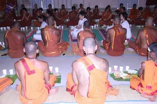 Annadhan during Allahabad Kumbhamela 2013