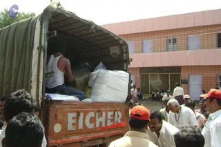 September 2006 - Sindhanur flood relief
