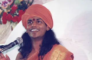 October 28 - 1 November 2004 - Mass Living Enlightenment Initiations in Tiruvannamalai