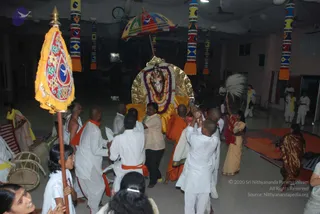 November 05 2010