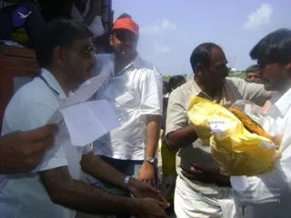September 2006 - Sindhanur flood relief