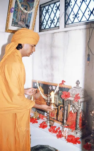 2003 - Sacred collection Uncategorized
