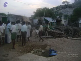 September 2006 - Sindhanur flood relief