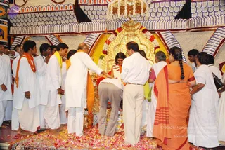 20080717 darshan 0649 CMP WM.jpg
