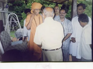 November 2002 - Blessing a devotee's home in Hosur