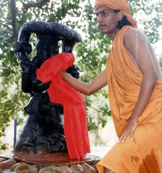 2003 - Sacred collection Uncategorized