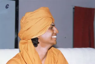 2003 - Home visit and mass Living Enlightenment initiation convention