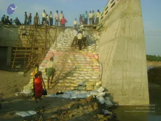 September 2006 - Sindhanur flood relief