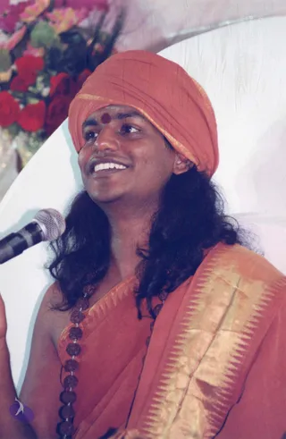 October 28 - 1 November 2004 - Mass Living Enlightenment Initiations in Tiruvannamalai