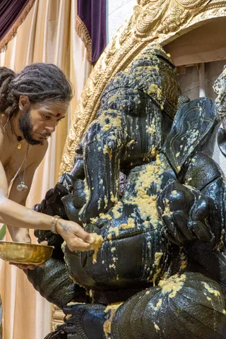 KAILASA-LOS-ANGELES--USA-2019-09-01-1O09gV8jkiDaeM8ZDRIhKqGa65bvtmY6u.jpg