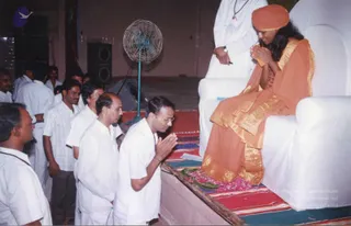 OCtober 6, 7, 8 2004 - 3 Mass Living Enlightenment Initiation conventions at Kancheepuram