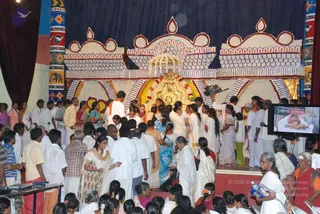 20080717 more darshan 0068 CMP WM.jpg