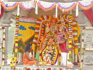 20080101 more-procession-temple 070573.jpg