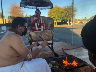 KAILASA-LOS-ANGELES--USA-2020-12-22-1pNhMrr7DJbjOc8RIGifumside7KOlyGP.jpg