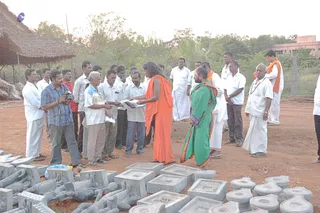 April 2008 - Making Of Kailaasa In Tiruvannamalai