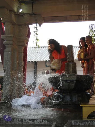 20080117 purnabhishekam 2042 CMP WM.jpg