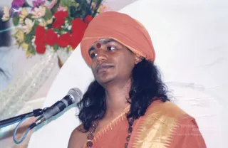 October 28 - 1 November 2004 - Mass Living Enlightenment Initiations in Tiruvannamalai
