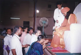 OCtober 6, 7, 8 2004 - 3 Mass Living Enlightenment Initiation conventions at Kancheepuram