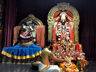 KAILASA-SAN-JOSE--USA-2020-12-25-1Rv1a4DNLX2DjtuAaNaYr44s31RPSn-bI.jpg