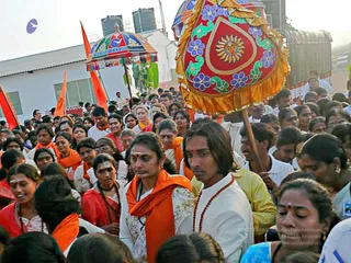 20080101 more procession 070210.jpg